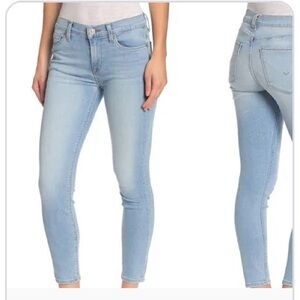 Hudson Natalie light wash skinny ankle Jeans 25 $195
